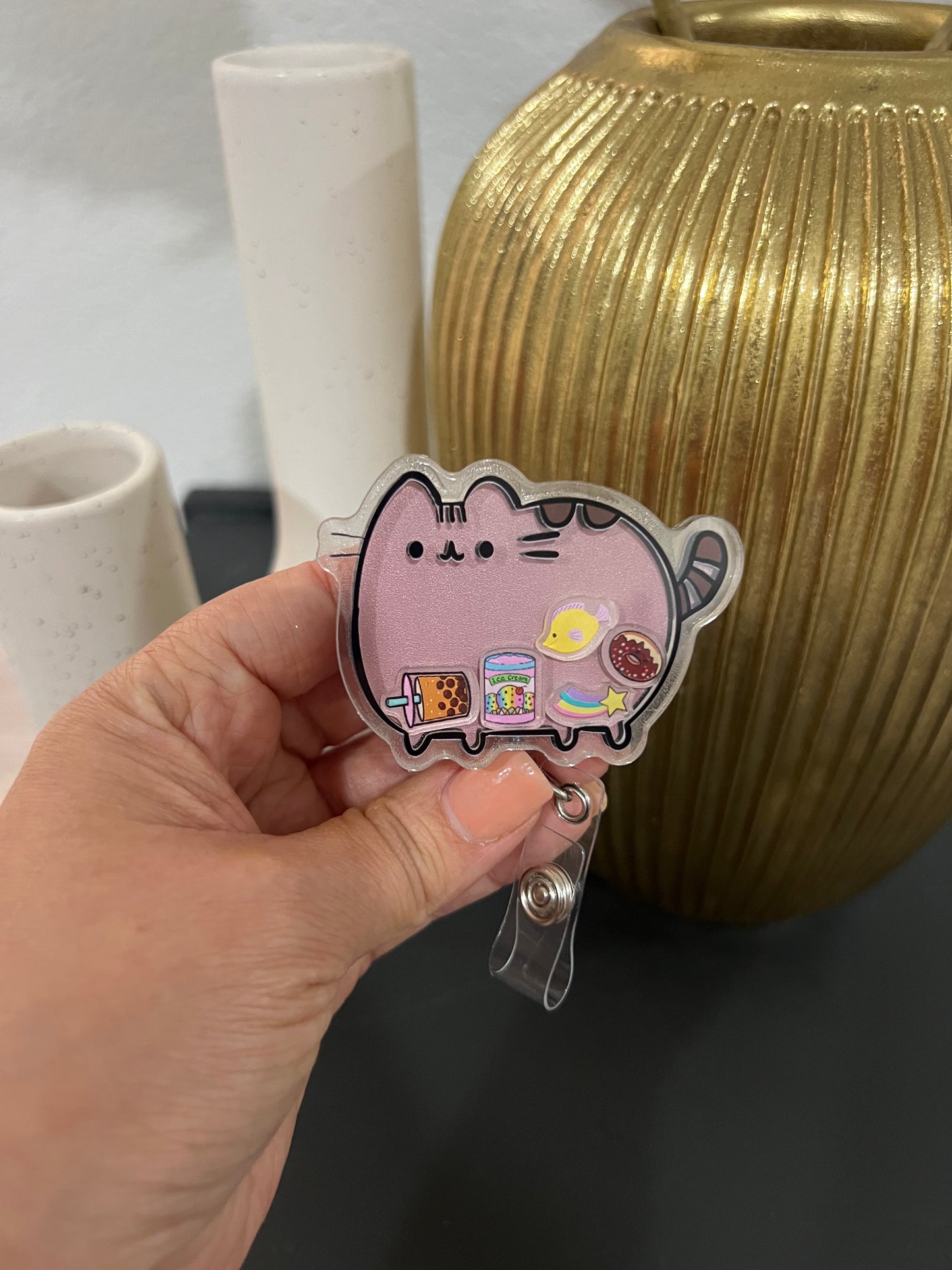 Shaker Badge Reel: Cat