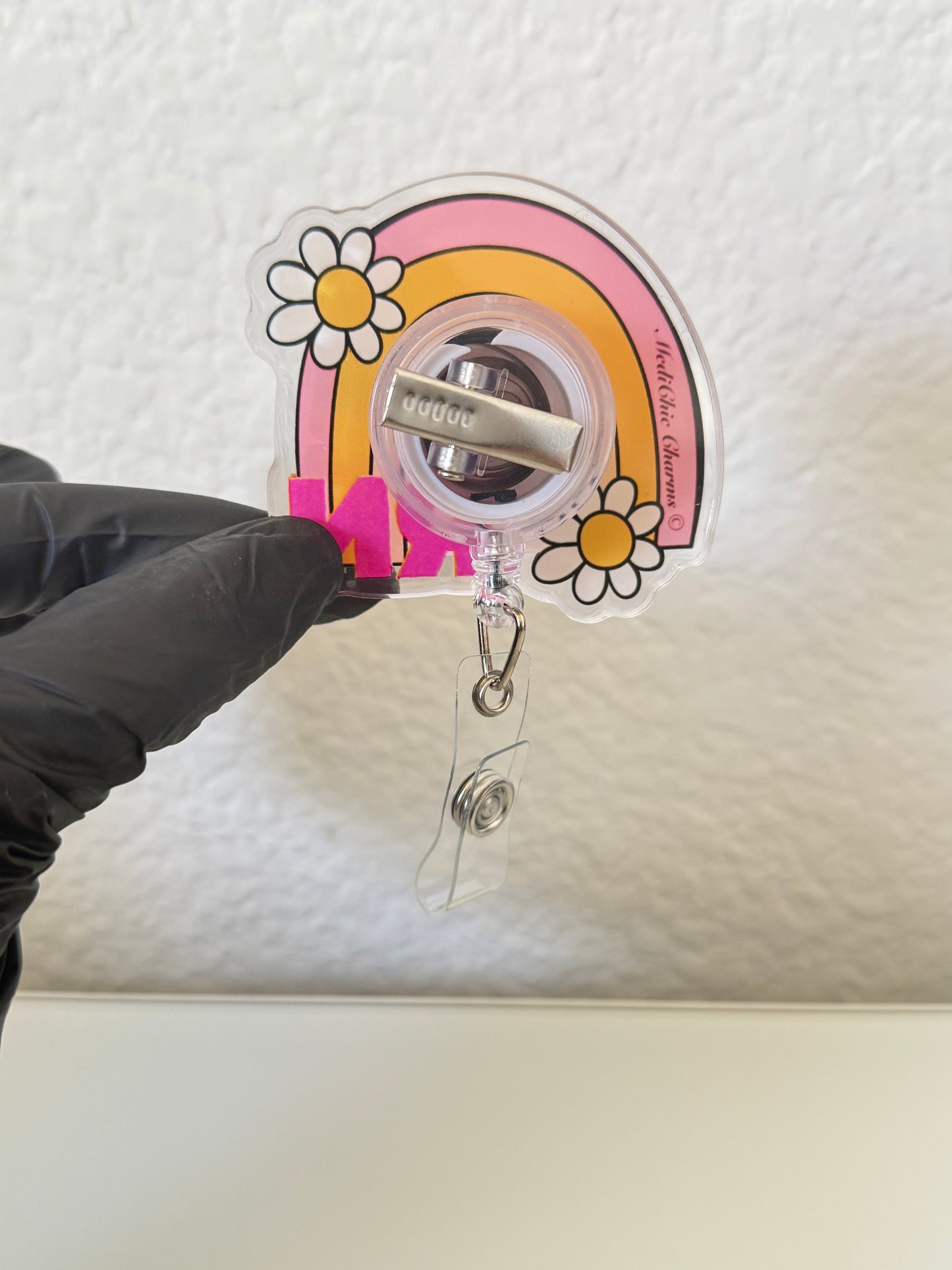 RN rainbow Shaker Badge Reel