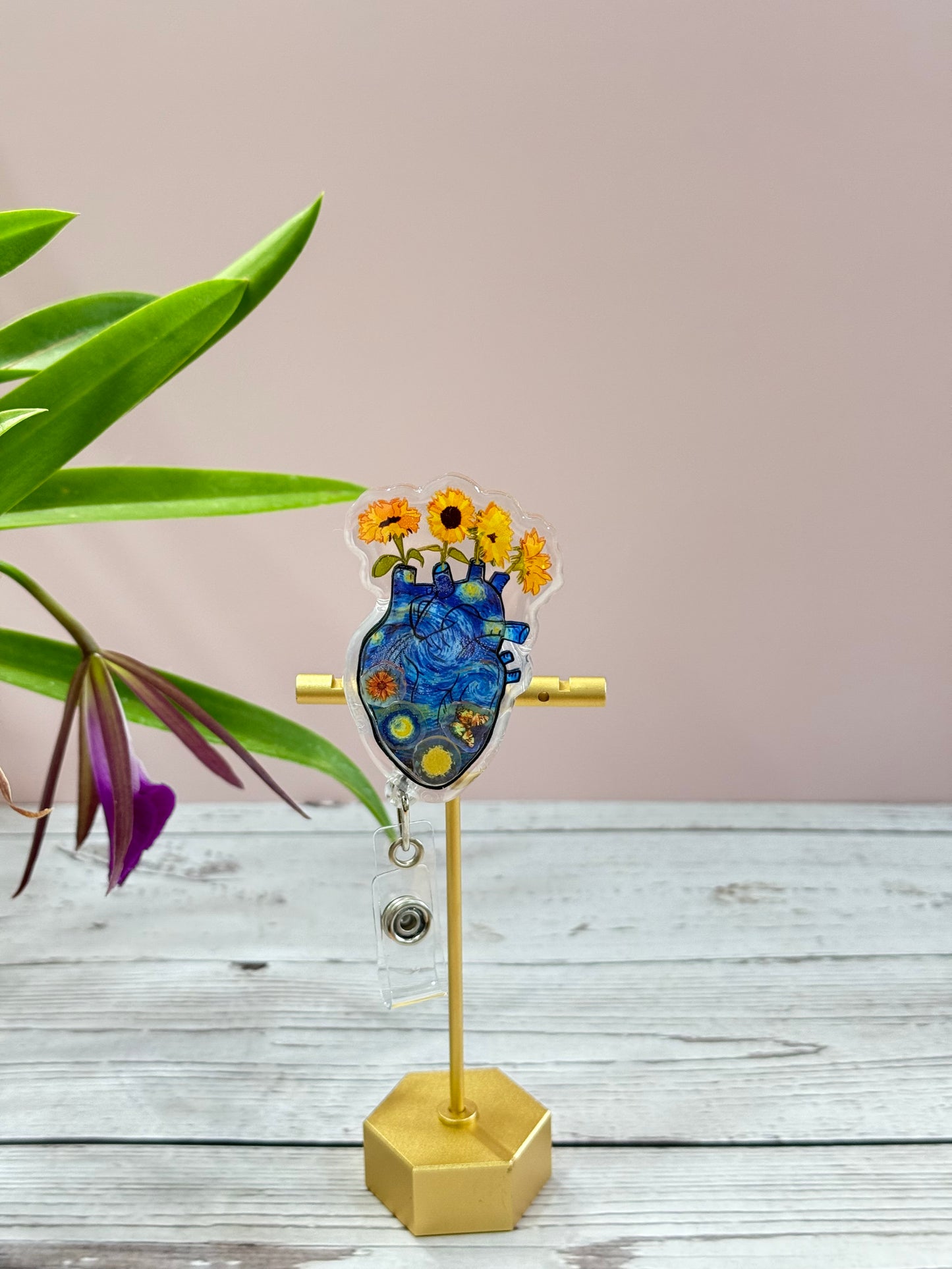 Shaker Badge Reel: van gogh heart