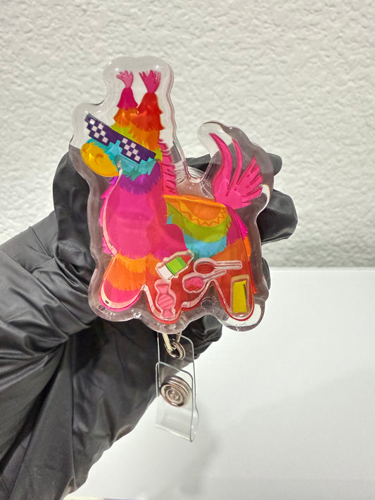 Shaker badge reel:pinata