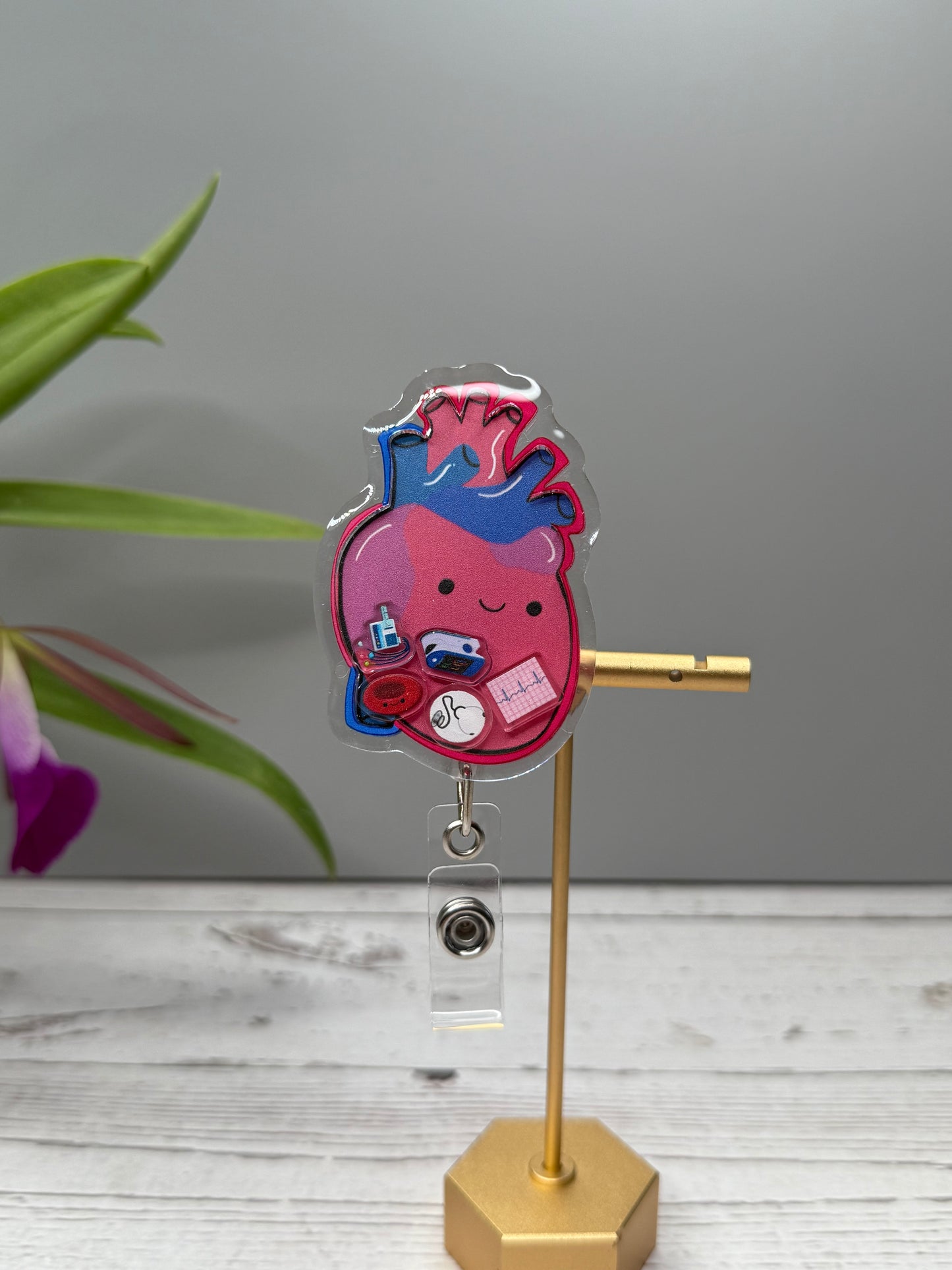 Shaker Badge Reel: Heart