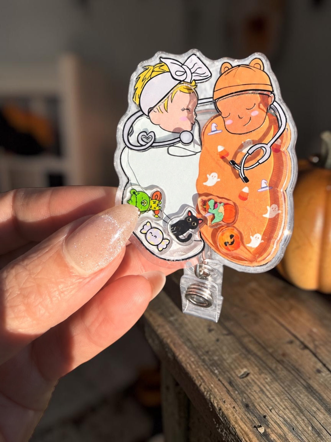 Halloween babies, Shaker Badge Reel
