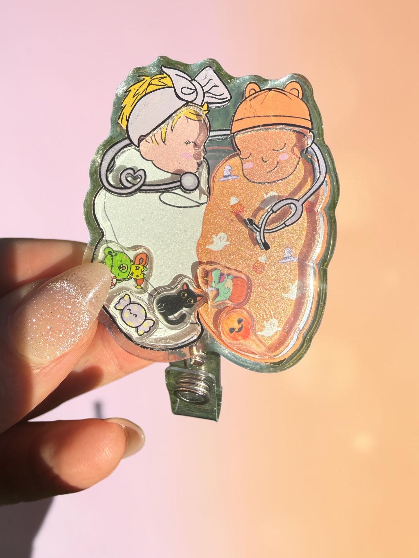 Halloween babies, Shaker Badge Reel
