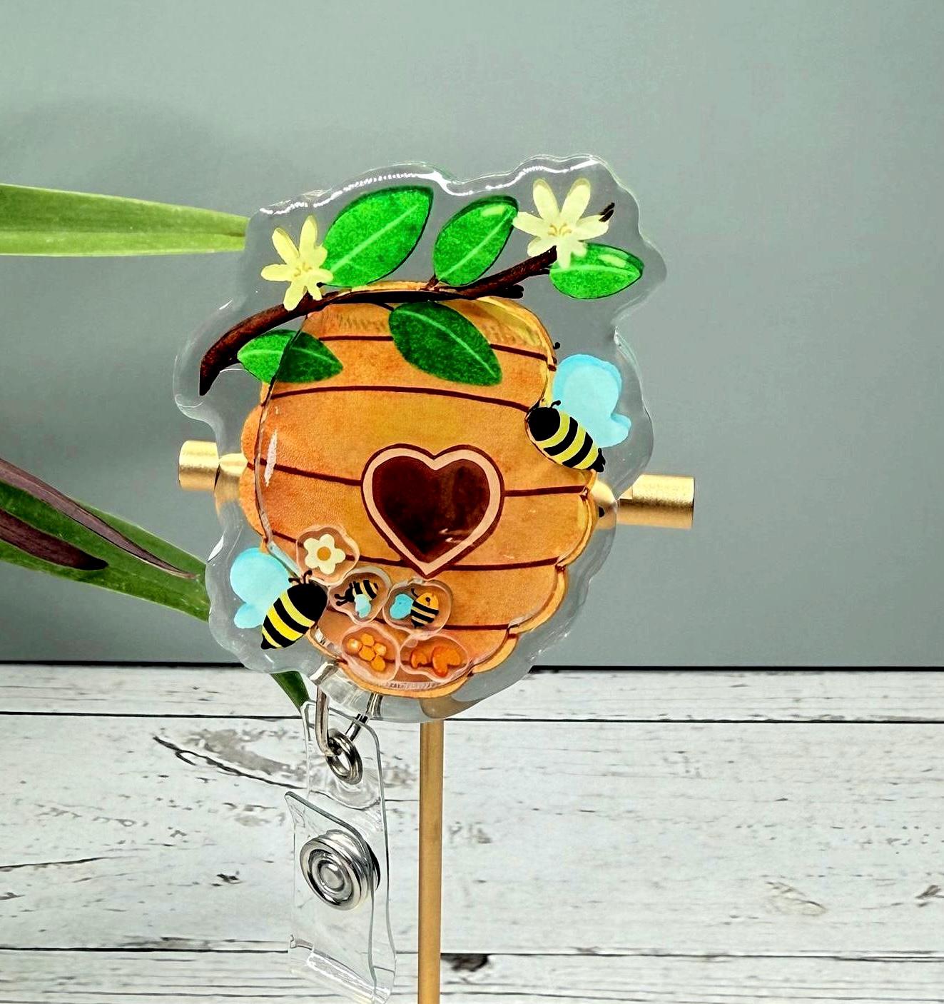 Shaker Badge Reel:Honeycomb